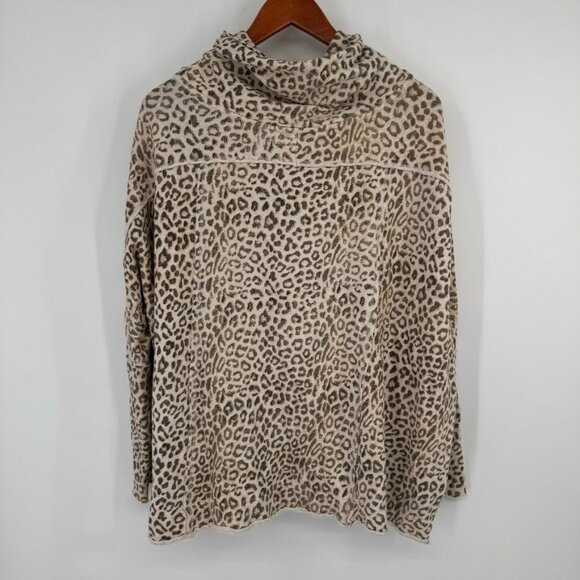 We The Free Womens Leopard Print top jacket Cardigan size Medium knit Cotton - Picture 13 of 16